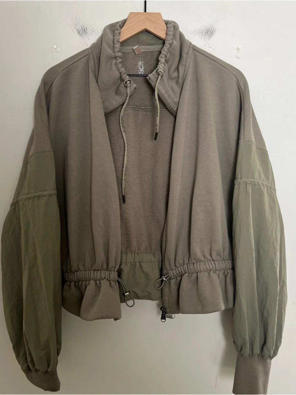 FREE PEOPLE- Movement From The Top Sweatshirt Olive Green Size M - Picture 6 of 8